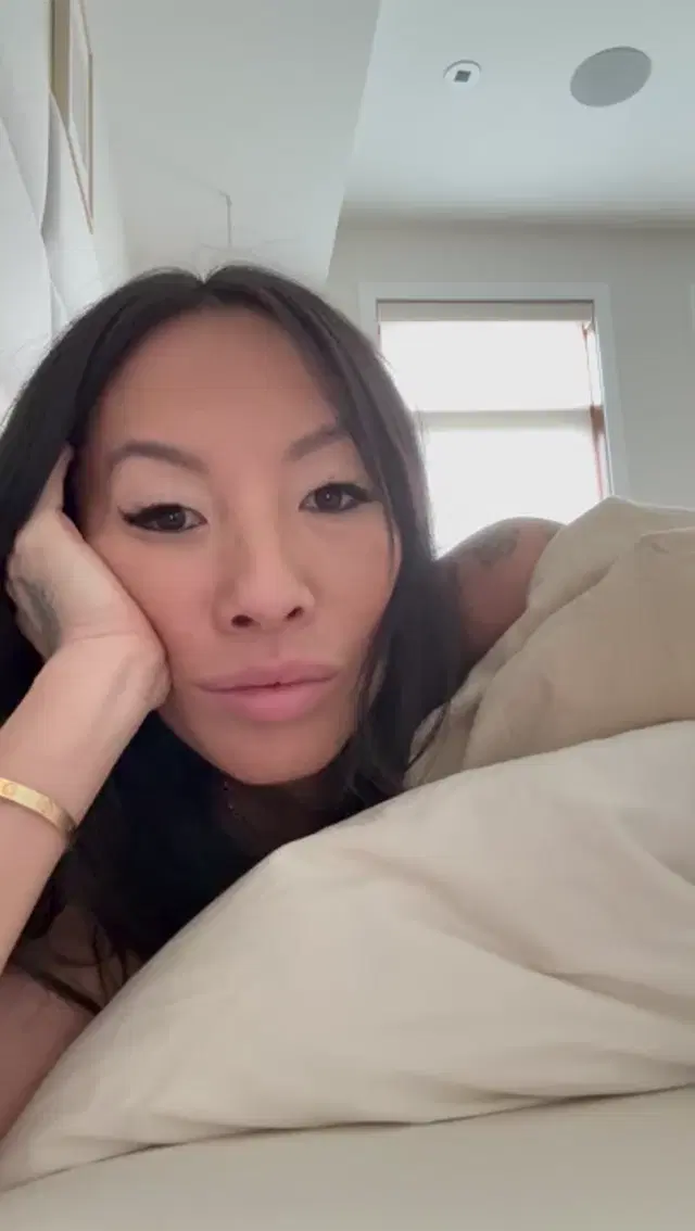 Asa Akira aka asaakira – 11-26-2025 OnlyFans Video – Ring ringggg pick up your phone and make me cum