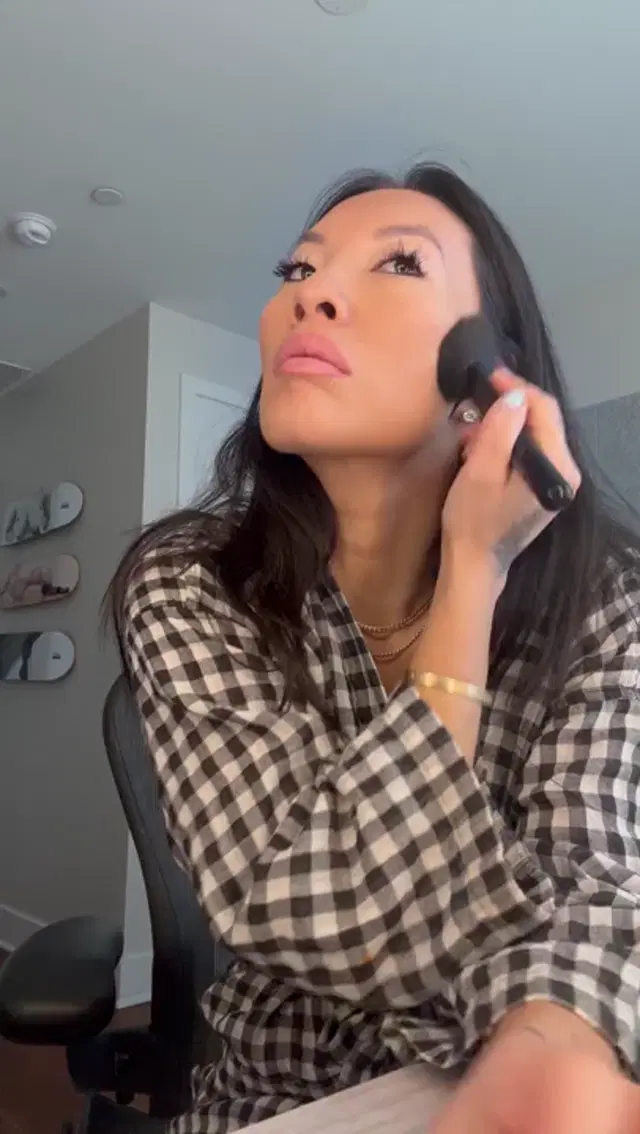 Asa Akira aka asaakira – 03-02-2026 OnlyFans Video – Getting ready