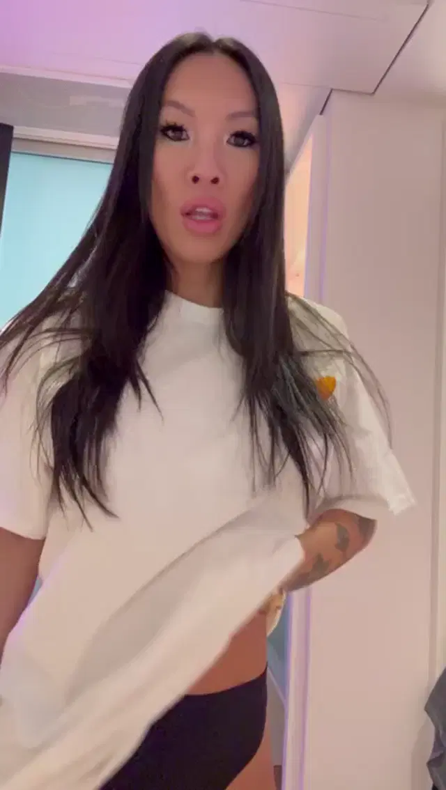 Asa Akira aka asaakira – 02-18-2026 OnlyFans Video – Trying to decide what to wear the other night