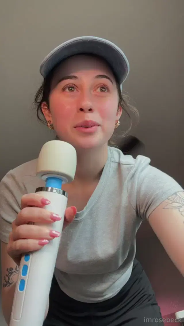 Rose Beck aka rosebeck – 08-18-2025 OnlyFans Video – Filmed this impromptu video just a bit ago, I was horny all day and needed to