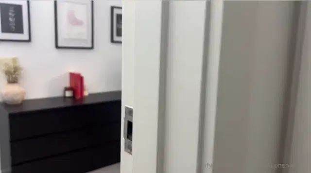 Stace & Ty aka hotcoupleonshowvip – 04-08-2025 OnlyFans Video – I was working, the good little office worker I am, when Ty came in and wanted