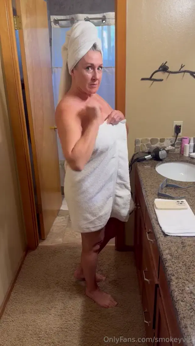 SmokeyChestnut VIP aka smokeyvip – 09-21-2025 OnlyFans Video – Enjoy me