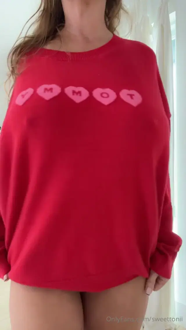Sweettonii aka sweettonii – 01-27-2024 OnlyFans Video – Dropping my DDD cannons