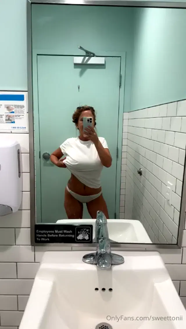 Sweettonii aka sweettonii – 07-25-2024 OnlyFans Video – Leaked sweettonii 64866