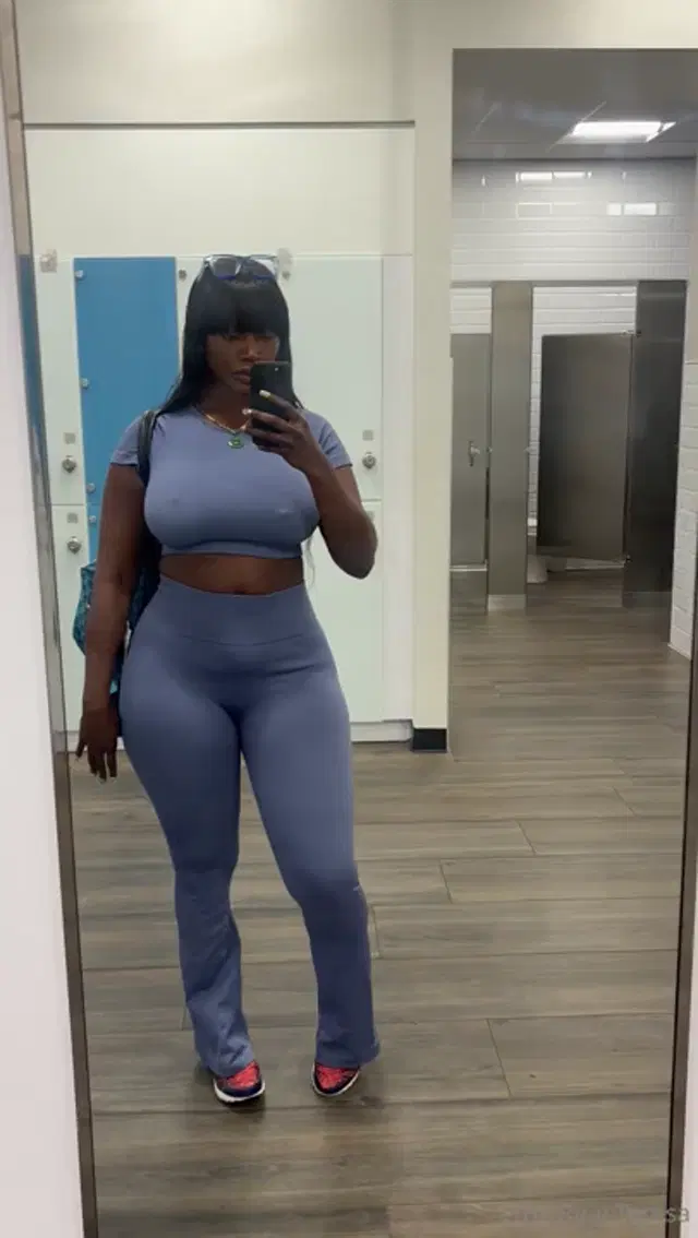 Teresa L VIP aka teresa – 08-24-2024 OnlyFans Video – Happy Saturday baby
