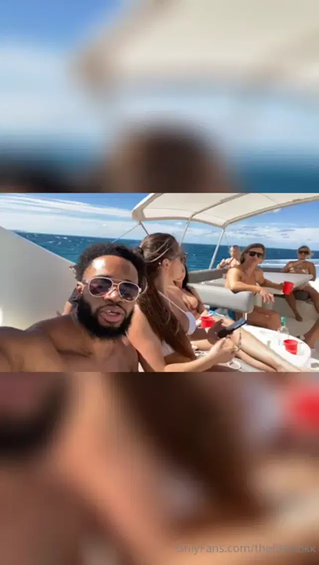 Cee Jayy aka thefitfreakk – 08-14-2025 OnlyFans Video – Who do u recognize