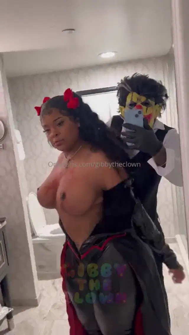 Gibby The Clown aka gibbytheclown – 10-29-2025 OnlyFans Video – Vampire in Vegas homemade fuck fest drops tomorrow morning it gets wild !!!!
