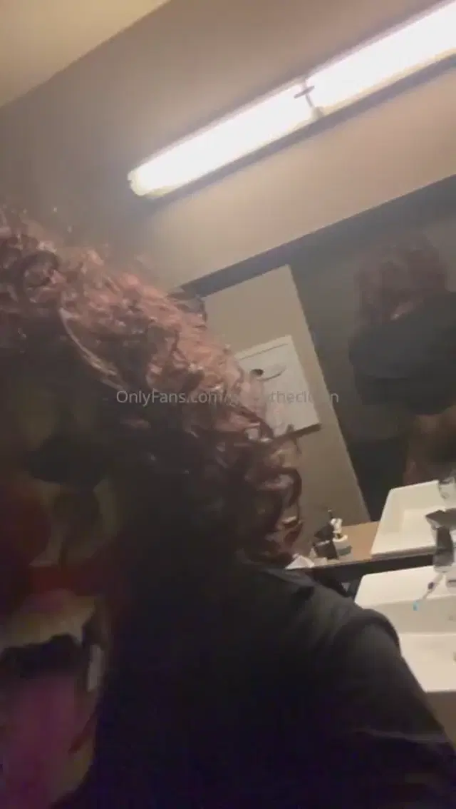 Gibby The Clown aka gibbytheclown – 09-30-2025 OnlyFans Video – Slow strokes and good throat is the recipe for clownaster_mllp