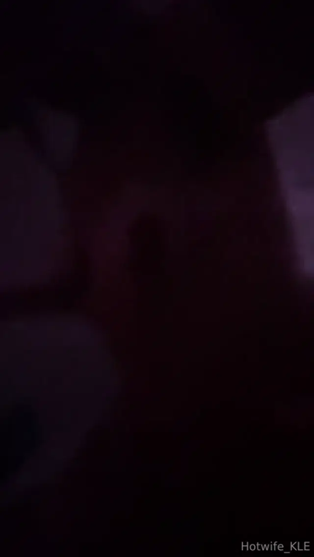 Hotwife Kle aka hotwife_kle – 07-27-2025 OnlyFans Video – the light switch was too far away sorry