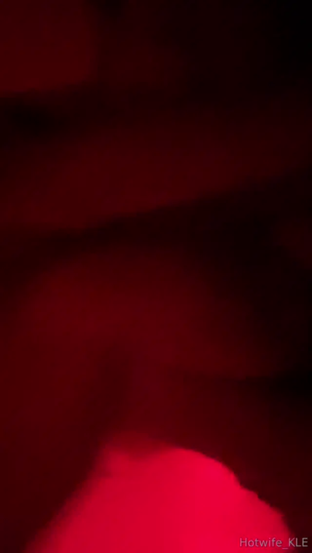 Hotwife Kle aka hotwife_kle – 09-23-2025 OnlyFans Video – We Love it