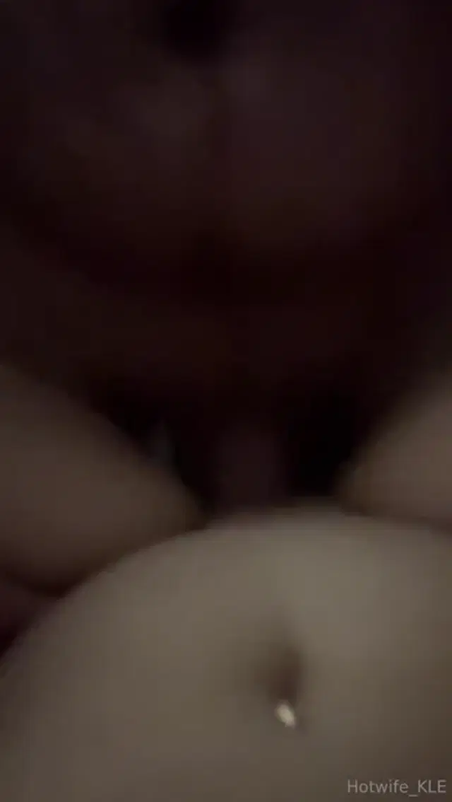 Hotwife Kle aka hotwife_kle – 03-18-2026 OnlyFans Video – Lover Action