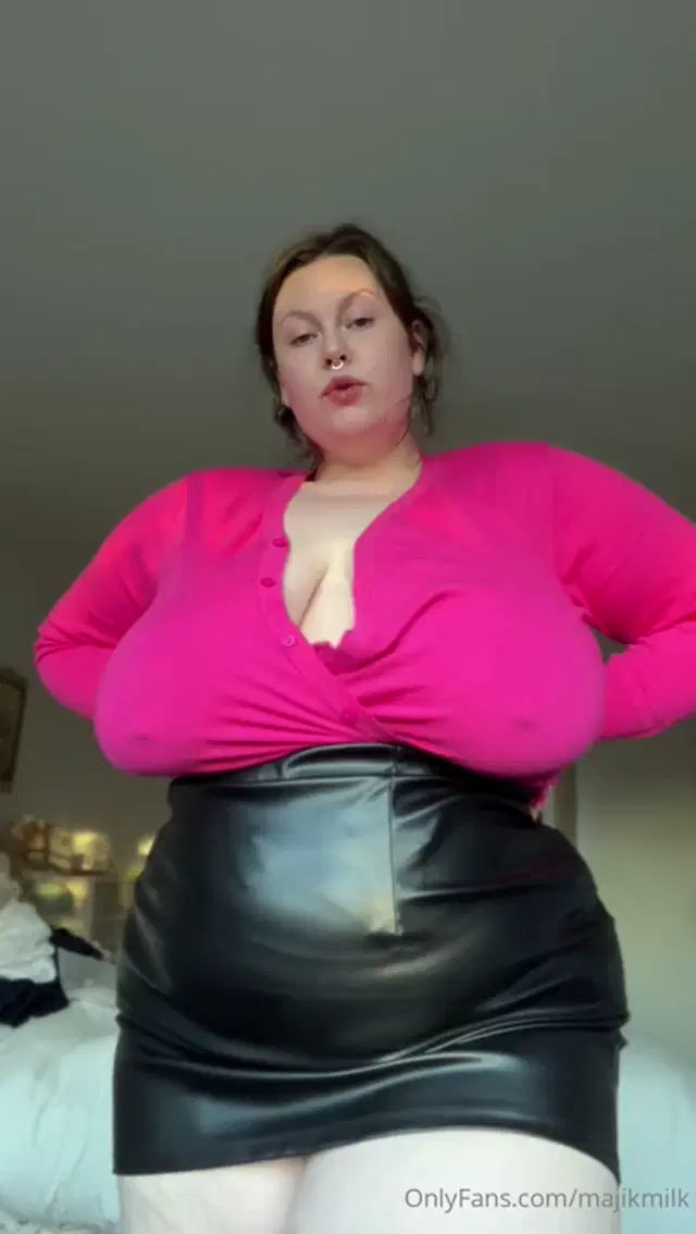 MajikMilk aka majikmilk – 10-22-2025 OnlyFans Video – Perfectly undone
