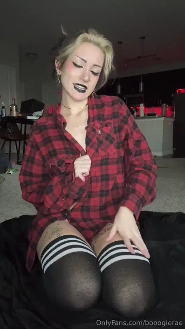Boogie Rae aka booogierae – 02-21-2025 OnlyFans Video – SWEET SOFT DOM JOI TIP 23I love watching you twitch and throb for meI want you