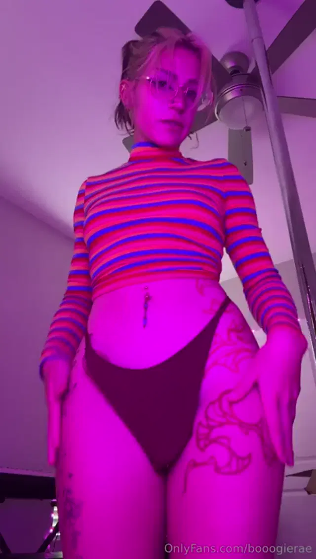 Boogie Rae aka booogierae – 06-20-2025 OnlyFans Video – FEMDOM MUTUAL COCK JERKING JOI TIP 25Only I know how to pleasure my worthy cock