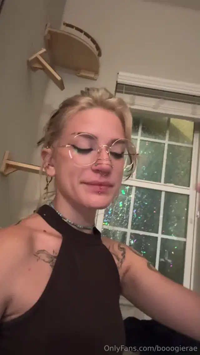Boogie Rae aka booogierae – 09-11-2025 OnlyFans Video – A nonsexy mini venting sesh about craziness going on latelyLove yall and I will be back