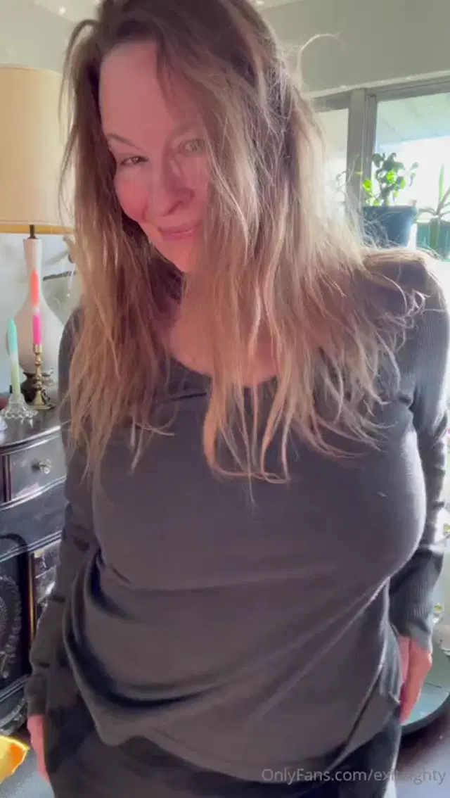 Exit Eighty aka exiteighty – 04-11-2025 OnlyFans Video – Good evening!_42v0
