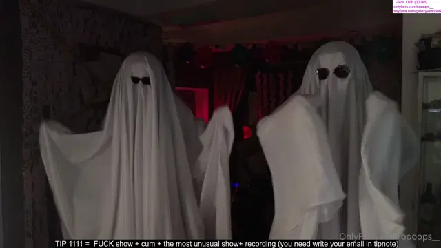 Oooops__ aka oooops__ – 11-04-2024 OnlyFans Video – Don’t miss the opportunity to watch the Halloween party with galaxyvictoria6 It is possible to purchase