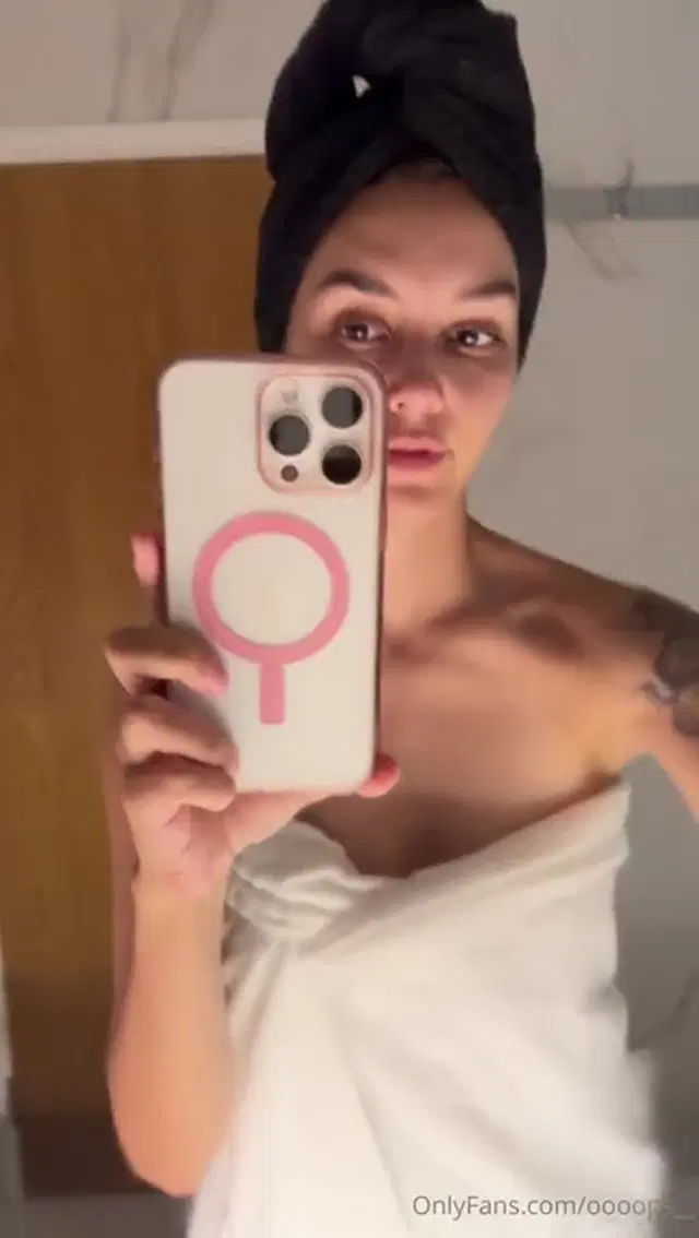 Oooops__ aka oooops__ – 07-13-2024 OnlyFans Video – Fresh and clean