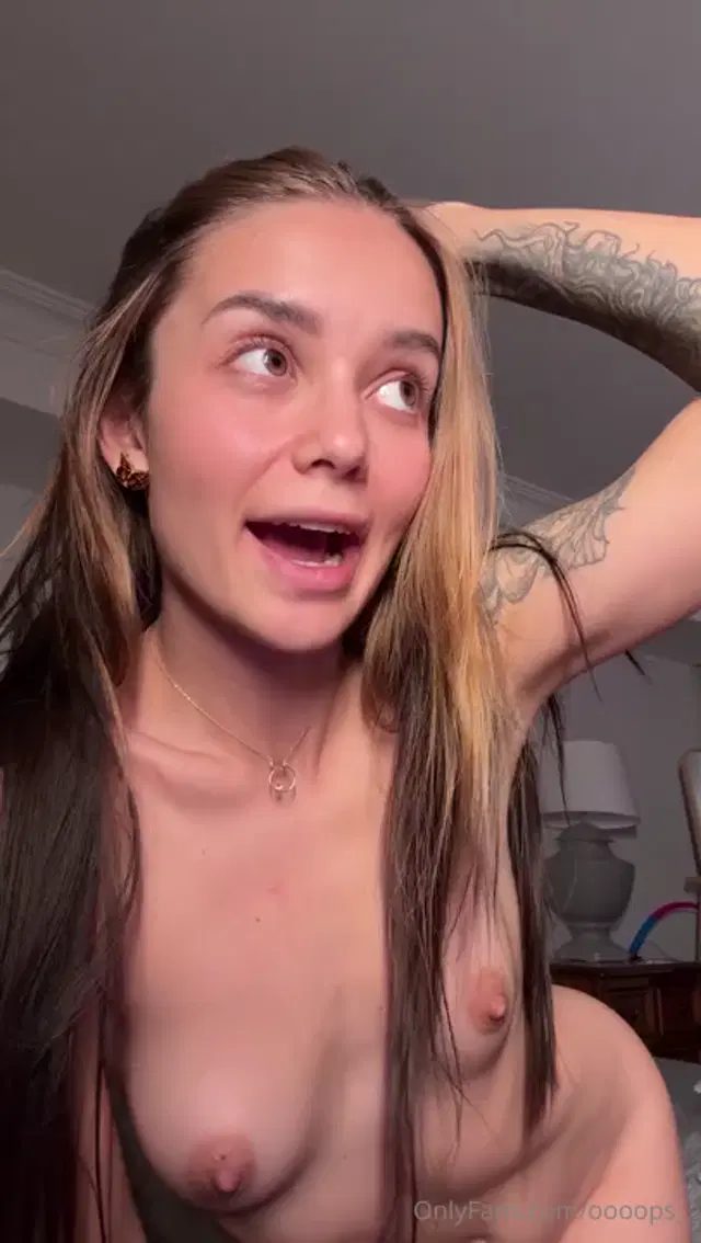 Oooops__ aka oooops__ – 11-13-2024 OnlyFans Video – Nighty night