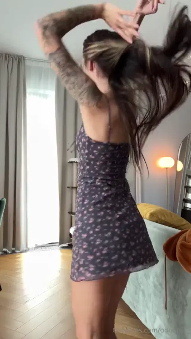 Oooops__ aka oooops__ – 08-11-2025 OnlyFans Video – Which version made you lose control and start moving with me