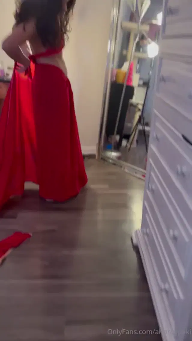 Sexy Paki aka ahornypaki – 02-21-2025 OnlyFans Video – Desi girl BBC perfection!