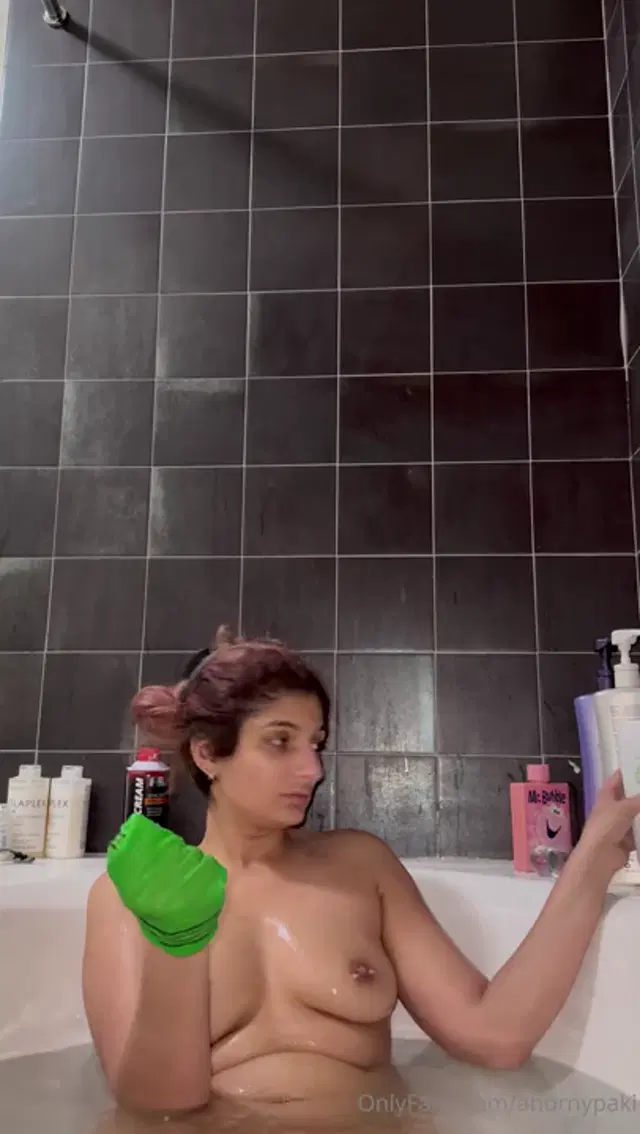 Sexy Paki aka ahornypaki – 05-03-2025 OnlyFans Video – Had a super relaxing bath! Unfortunately some of me was out of frame at times