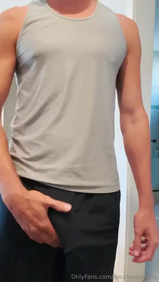 SoCalSeasoning aka socalseasoning – 11-20-2025 OnlyFans Video – Hey guys and gals I’ve been gone for a minute catching up on life, but