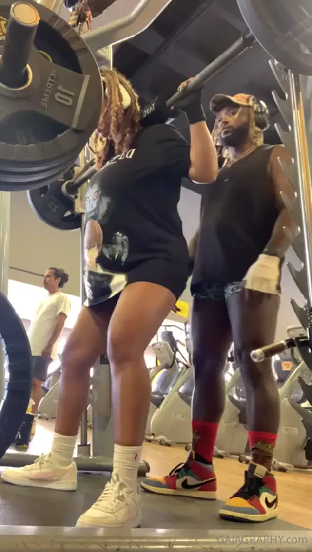 Professor Gaia‍ aka professor_gaia – 10-16-2024 OnlyFans Video – In the gym, just to build up my stamina and libido_3ffl