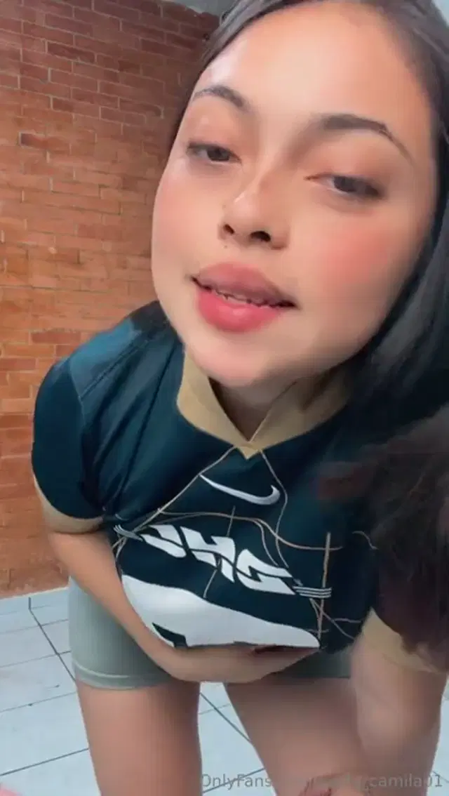 Cami Camila aka cindy_camila01 – 10-29-2025 OnlyFans Video – Arreglndome para ir al gym bien coqueta y puta contando un poco de la_a39x