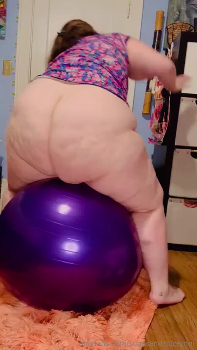 SugarandSpiceroni aka sugarandspiceroni – 11-01-2024 OnlyFans Video – The moment is here