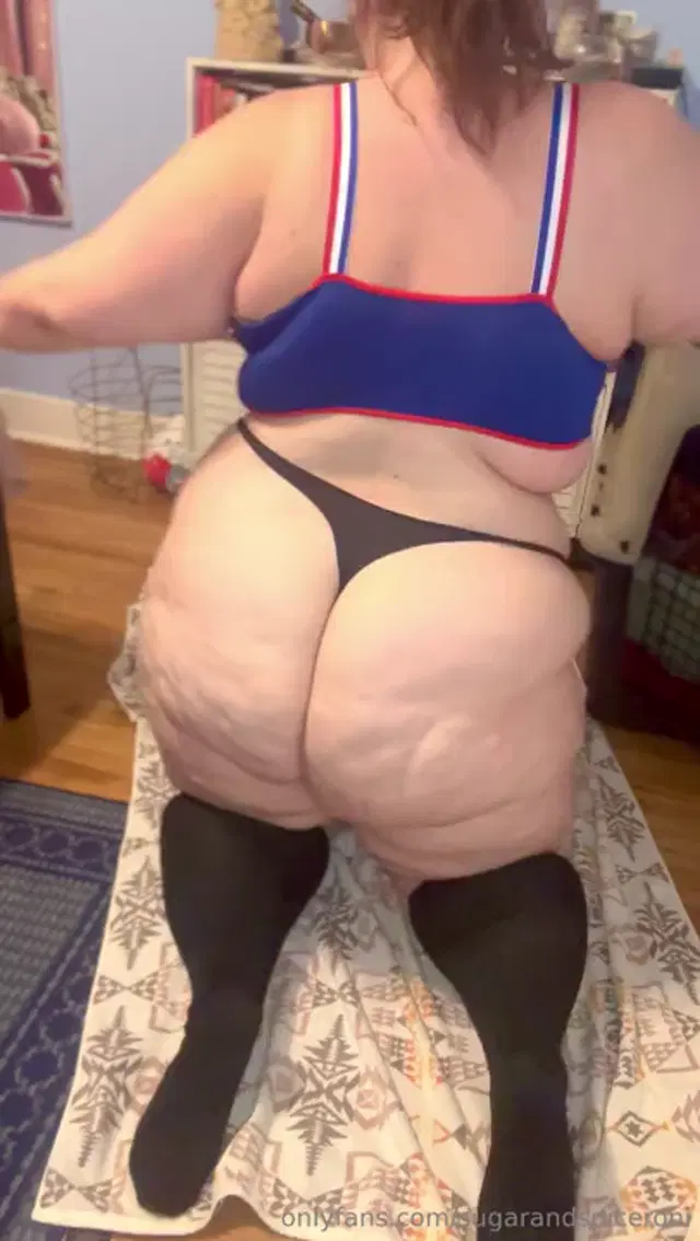 SugarandSpiceroni aka sugarandspiceroni – 06-24-2025 OnlyFans Video – A little fun never hurt anyone