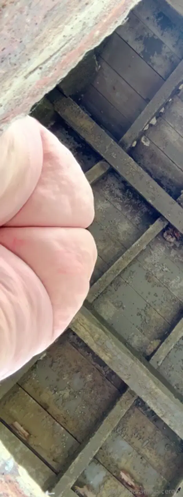 SugarandSpiceroni aka sugarandspiceroni – 10-09-2025 OnlyFans Video – Theres a red X on my cheek you see it