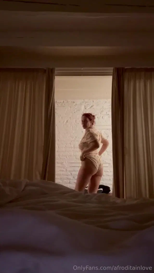 Afroditainlove ‍ aka afroditainlove – 11-29-2025 OnlyFans Video – Imaginate q te doy los buenos dias asi