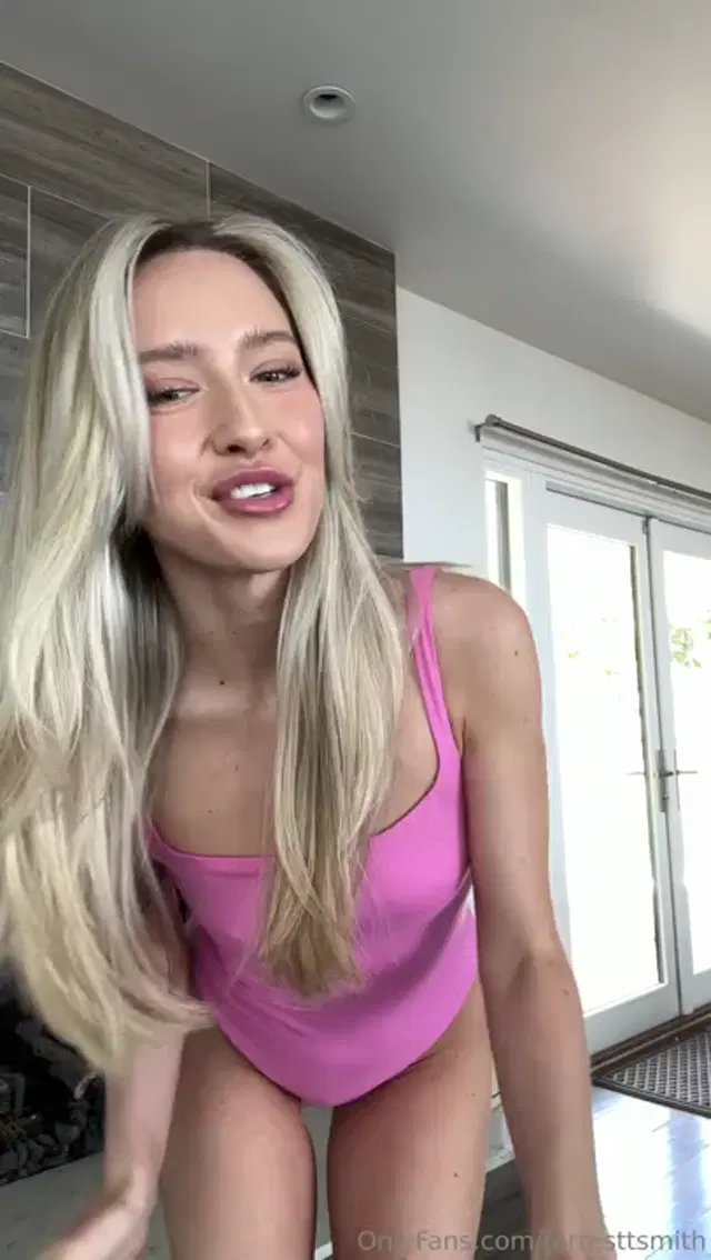 Forrest Smith aka forresttsmith – 05-19-2024 OnlyFans Video – A little BTS clip on how I prepare for my instagram reels!