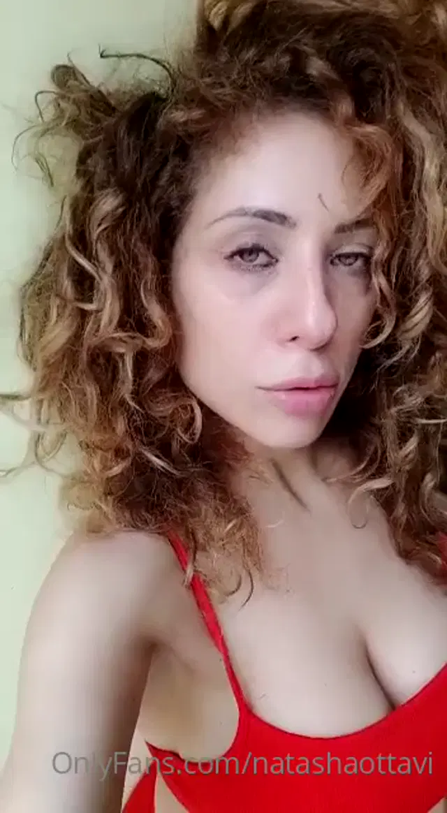 Natasha Ottavi aka natashaottavi – 12-03-2022 OnlyFans Video – Rasputin entra in orbita
