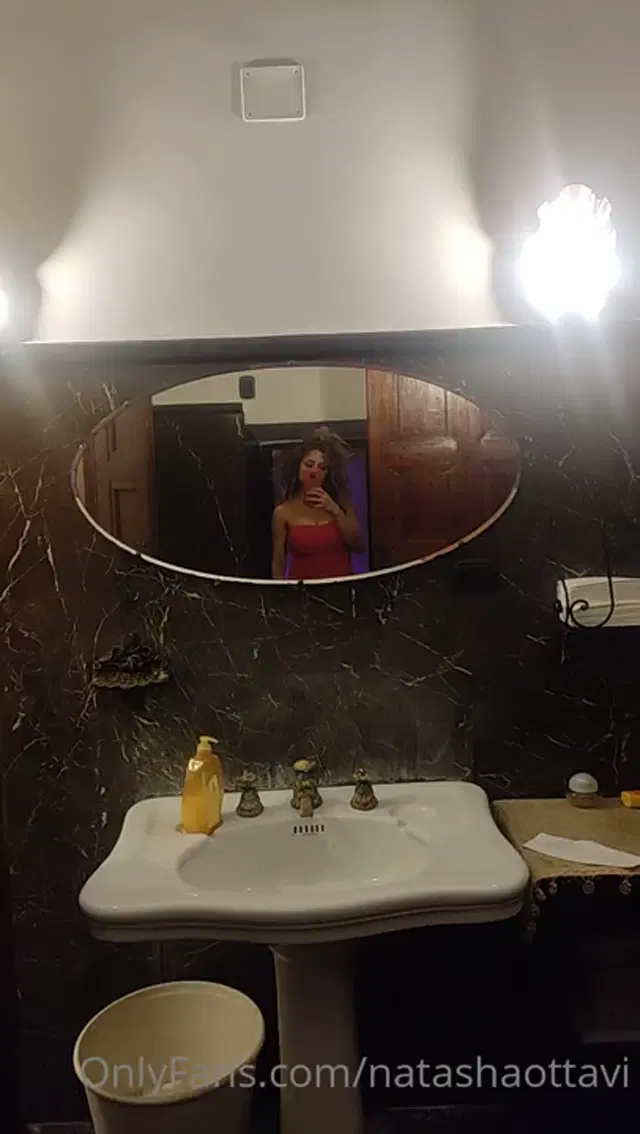 Natasha Ottavi aka natashaottavi – 09-18-2022 OnlyFans Video – Caro diario oggi il mio venticinquesimo giorno su onlyfans