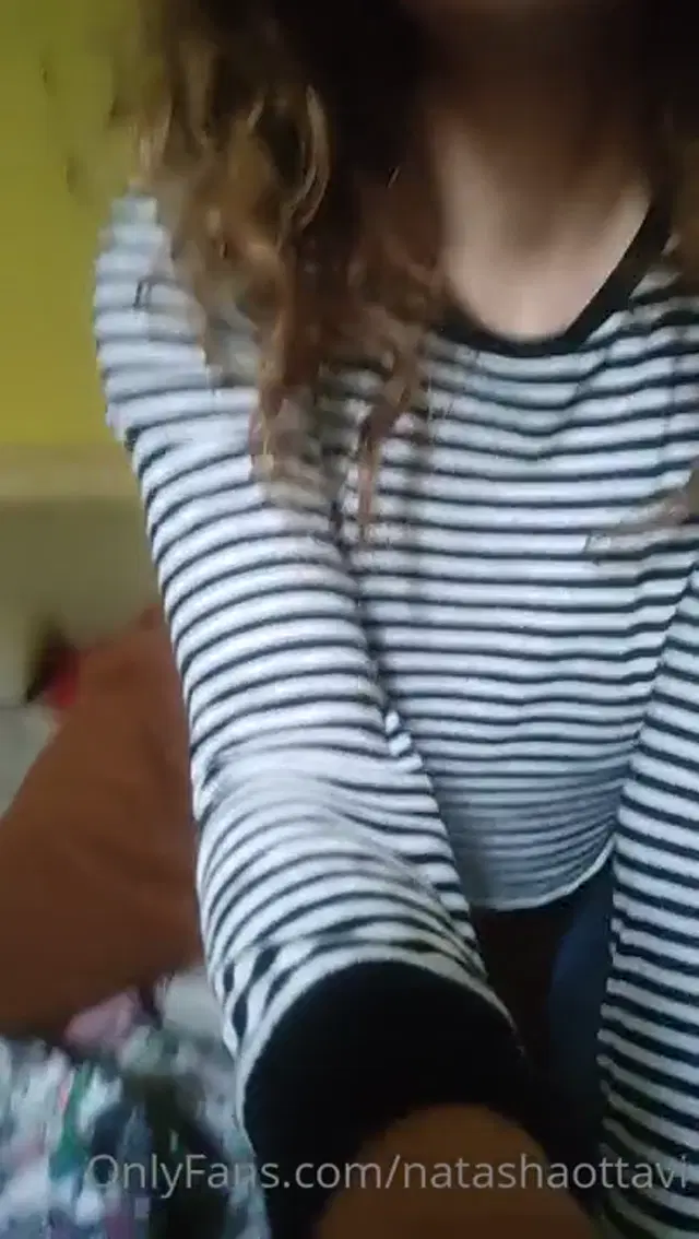 Natasha Ottavi aka natashaottavi – 11-16-2022 OnlyFans Video – Sono a casa e mi venuta voglia di giocare con voi