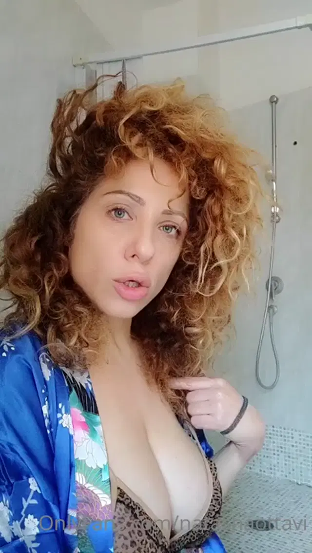 Natasha Ottavi aka natashaottavi – 11-27-2022 OnlyFans Video – Mi sono infilato spuntik_4bfa