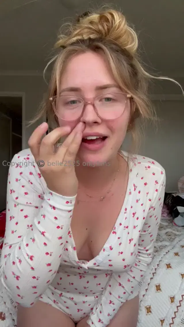 Belle Untamed aka belleuntamed25 – 06-23-2024 OnlyFans Video – As promised FREE lingerie haul