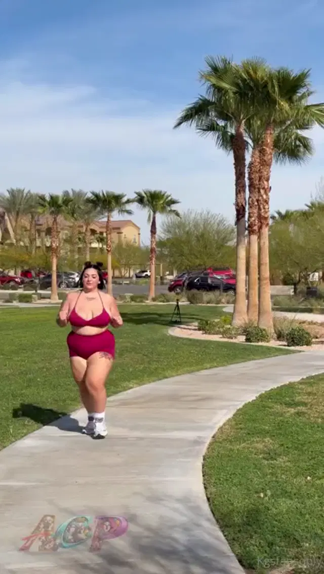 KD Baby aka kdbaby777 – 03-15-2026 OnlyFans Video – I cant believe I ran into gibbytheclown on my run! Went back to his place and