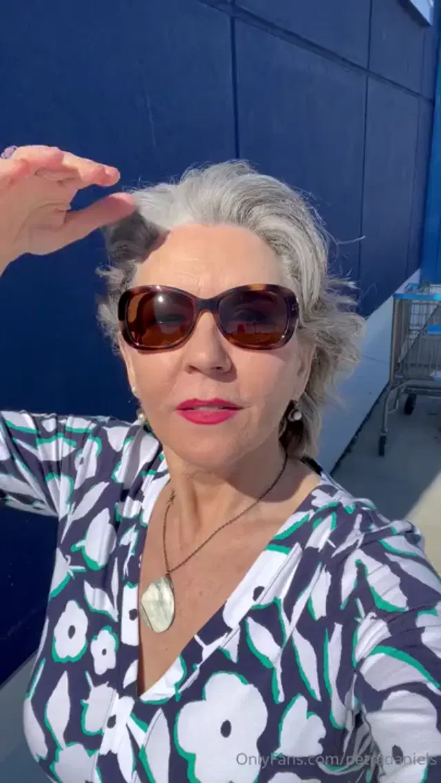 Petra Daniels aka petradaniels – 05-14-2024 OnlyFans Video – Leaked petradaniels 9723