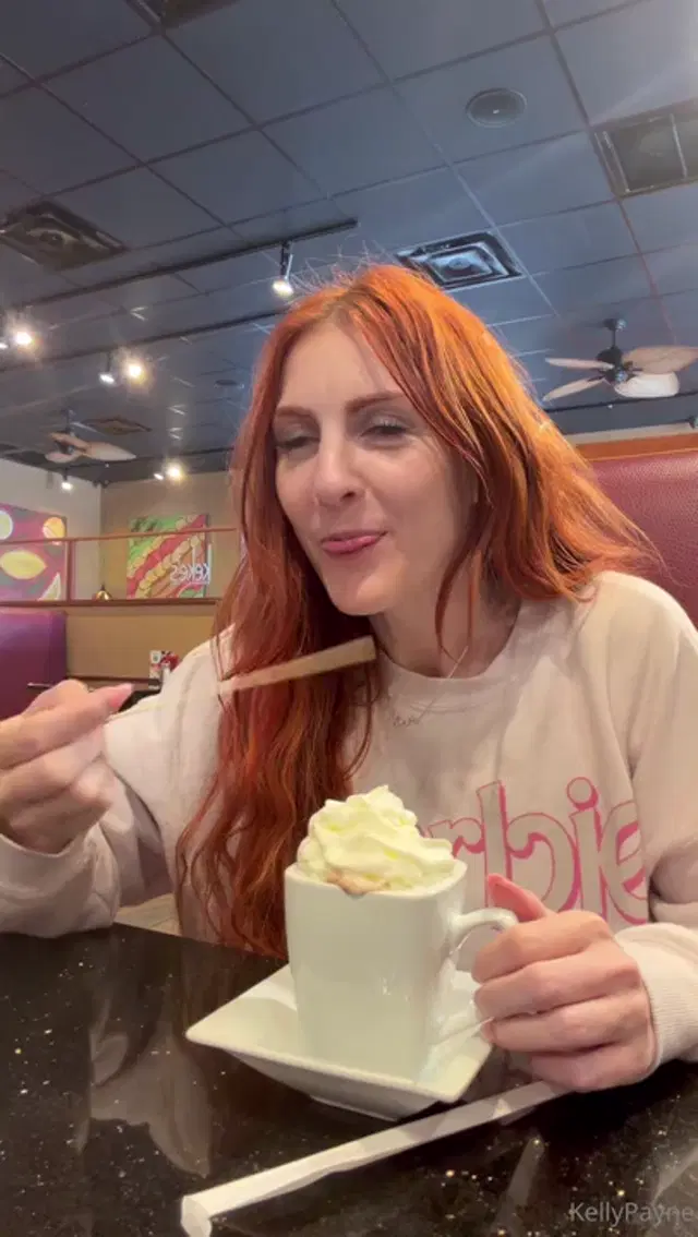 Kelly Payne aka kellypayne – 03-16-2026 OnlyFans Video – Hot chocolate never looked this fun One minute Im trying to sip it like a good