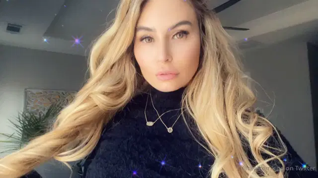 Kerri King aka realkerriking – 05-25-2024 OnlyFans Video – Going on a date jealous