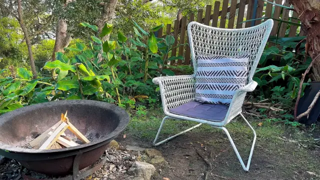 AryFitQueen aka aryfitqueen – 07-22-2025 OnlyFans Video – Very cozy by the fire place, but then decided to take it all the way Just