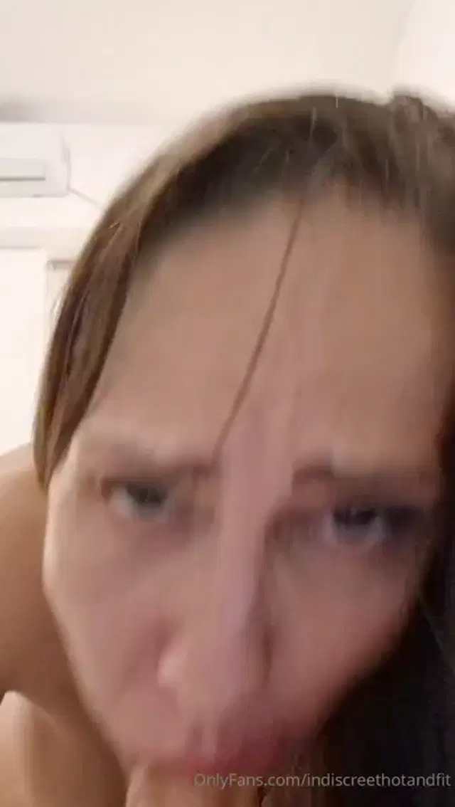 IndiscreetHotAndFit aka indiscreethotandfit – 03-29-2025 OnlyFans Video – Am I being a good whore, daddy