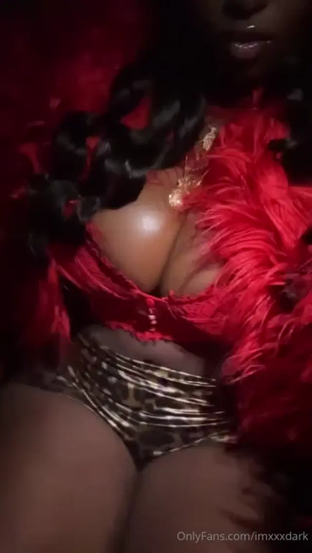 ImxxxDark aka imxxxdark – 11-17-2025 OnlyFans Video – Did you miss the group chat