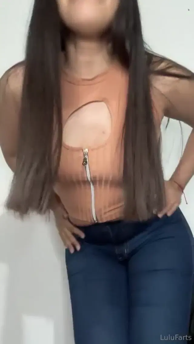 Lulu Farts aka lulufarts – 04-23-2025 OnlyFans Video – It’s always a pleasure for me to fart out my tight jeans