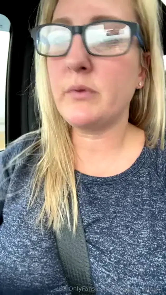 Elena Pears aka forbidden_hunger – 01-25-2024 OnlyFans Video – Sound on if you are having trouble with seeing pictures or videos at all!