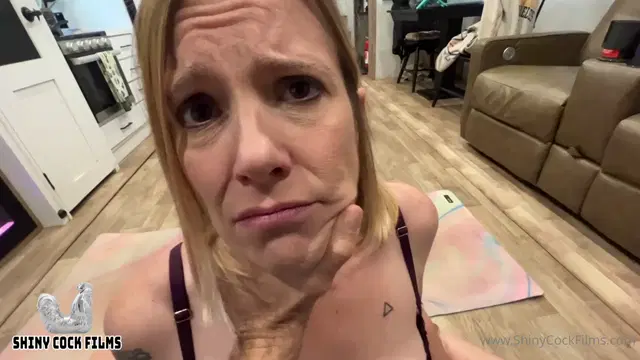 Jane Cane aka janecane – 05-19-2024 OnlyFans Video – Stepmom Fails Self Defense Class