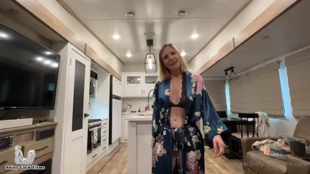 Jane Cane aka janecane – 06-01-2025 OnlyFans Video – Heres a little free taste from my video ‘Free Use Stepmom’ just enough to get you